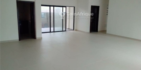 UN APPARTEMENT SANITAIRE A LOUER