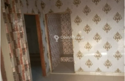 APPARTEMENT SANITAIRE  ENTREE PERSONNELLE