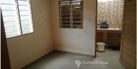 APPARTEMENT SANITAIRE PROPRE A AIBATIN