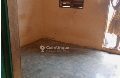 STUDIO DE CHAMBRE ORDINAIRE A CALAVI