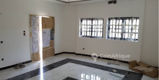 ENTREE PERSONNELLE NOUVELLE CONSTRUCTION