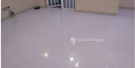 APPARTEMENT SANITAIRE ENTREE PERSONNELLE