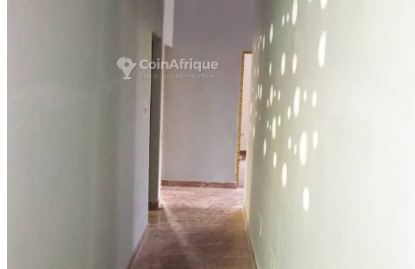 APPARTEMENT SANITAIRE  ENTREE PERSONNELLE