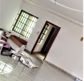 APPARTEMENT SANITAIRE ENTREE PERSONNELLE