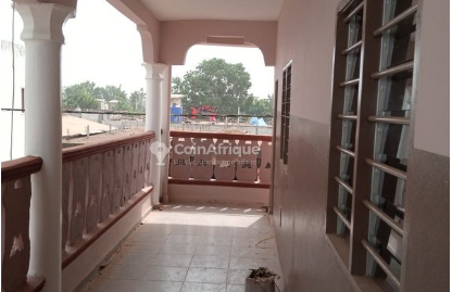 APPARTEMENT SANITAIRE NOUVELLE CONSTRUCTION A DJADJIO