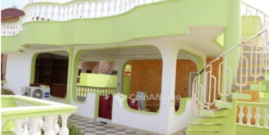 APPARTEMENT SANITAIRE DISPONIBLE