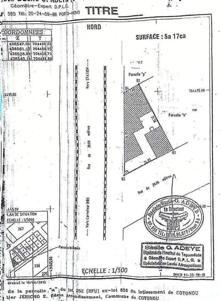 PARCELLE EN ANGLE DE RUE DÉJÀ LOTIE ET RECASÉE À VENDRE, AGENCE MTN – STATION ORYX – CARREFOUR BIBE – JÉRICHO – COTONOU