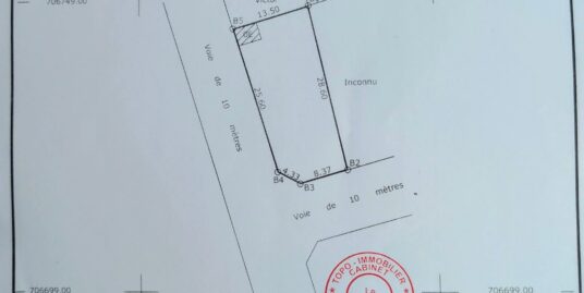 PARCELLE EN ANGLE DE RUE DÉJÀ LOTIE ET RECASÉE À VENDRE, CARREFOUR HÈVIÉ LIKLAN – COCOCODJI – GODOMEY – CALAVI