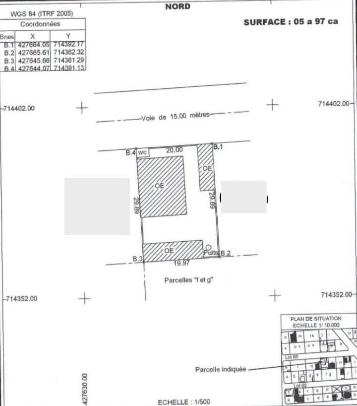 PARCELLE CLÔTURÉE DÉJÀ LOTIE ET RECASÉE À VENDRE, TERRAIN DE SPORT DU CEG ZOCA – COMMISSARIAT CENTRAL – CALAVI